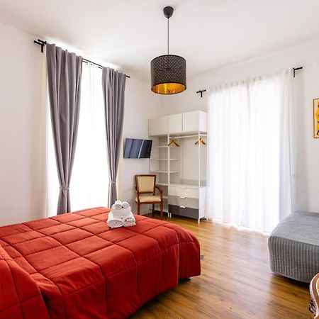 Barrio 133 - Double Bedroom In Center By Napoliapartments 외부 사진