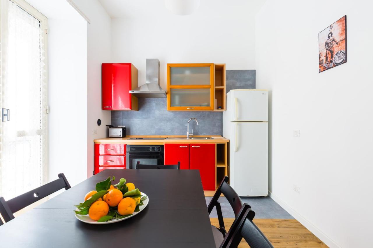 Barrio 133 - Double Bedroom In Center By Napoliapartments 외부 사진